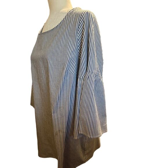 Como Black Blue & White Striped Bell Sleeve Blouse, Plus Size 1X - Picture 3 of 5